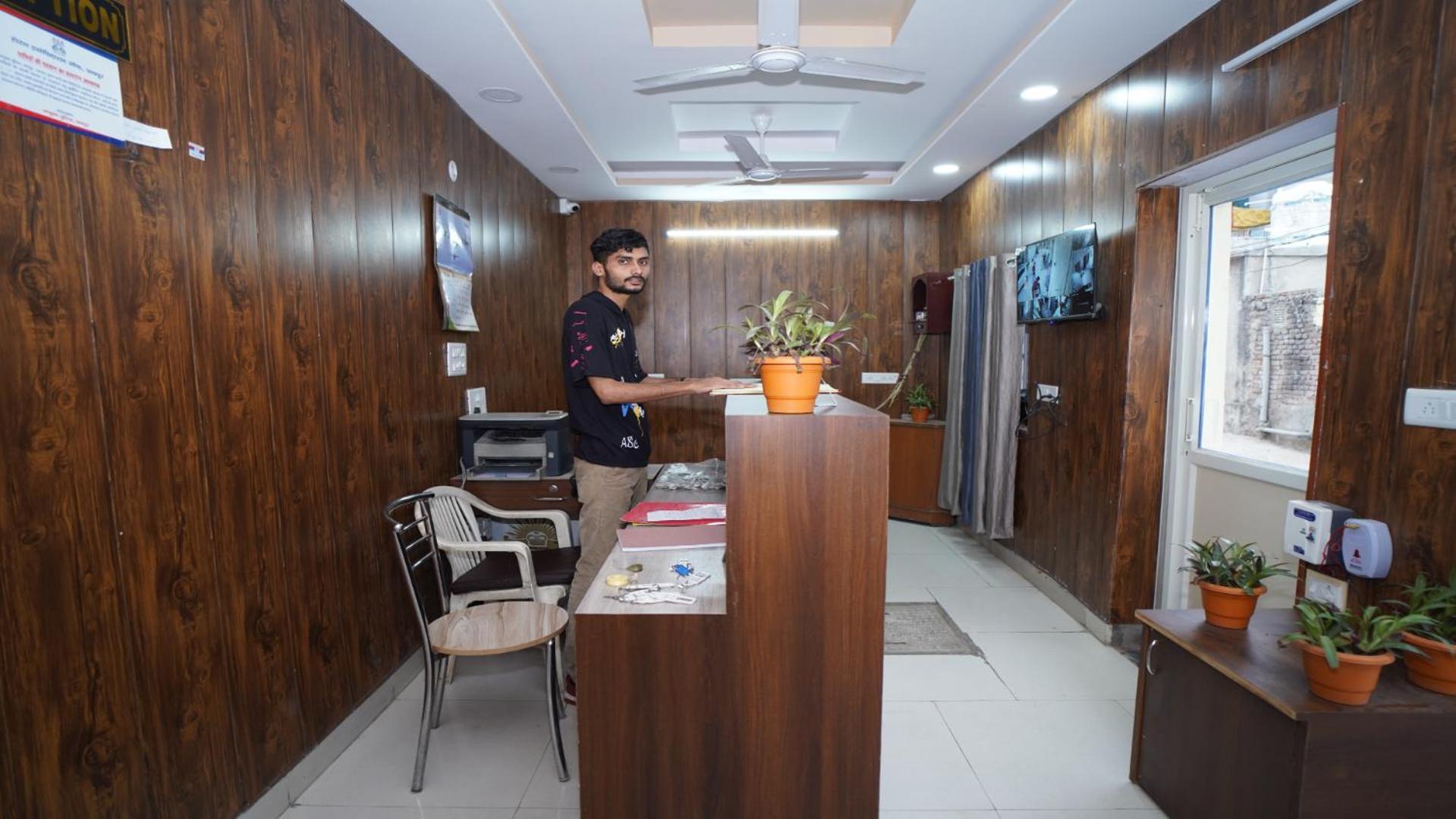 Hotel Apoorv - Near Jaipur Railway Station מראה חיצוני תמונה